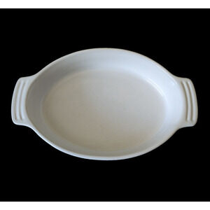 Le Creuset Heritage White Oval Au Gratin Baking Dish Stoneware 7" x 11.25"